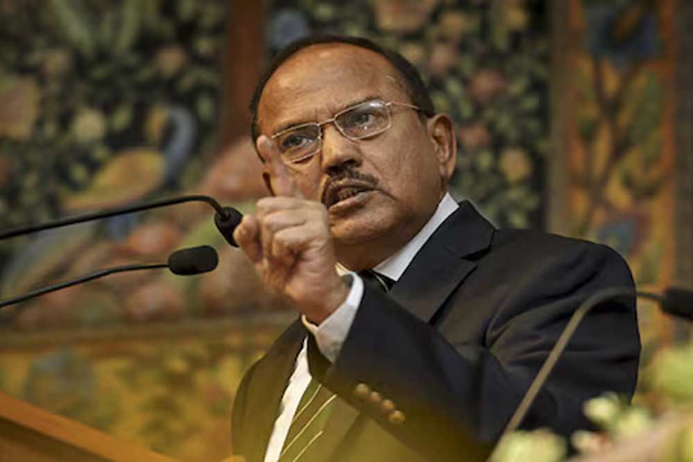 वर्ल्ड इकोनॉमिक फोरम में भारत की मजबूत मौजूदगी, अजित डोभाल समेत 6 मुख्यमंत्री दावोस रवाना