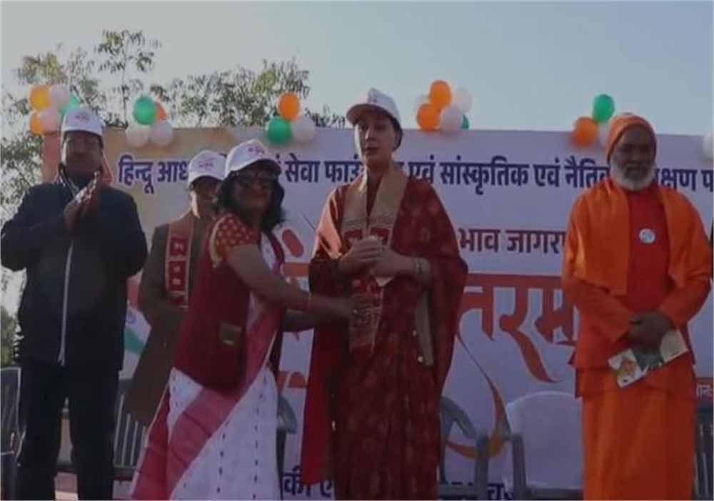 वंदे मातरम् रैली: उपमुख्यमंत्री दिया कुमारी के साथ जवानों और नागरिकों ने जताया देशभक्ति का जोश