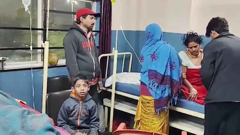 जहरीला पानी बना मौत का कारण: इंदौर में कई मौतें, सैकड़ों बीमार, ICU में 32 की हालत गंभीर