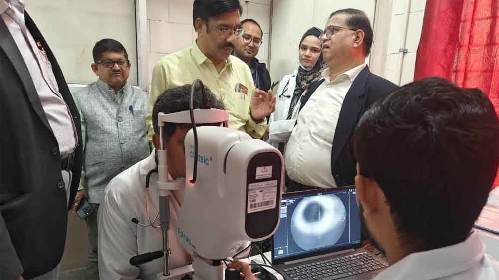 अब आंखों की बीमारी पकड़ेगा एआई कैमरा, जेपी अस्पताल में शुरू हुई डायबिटिक रेटिनोपैथी की निशुल्क जांच