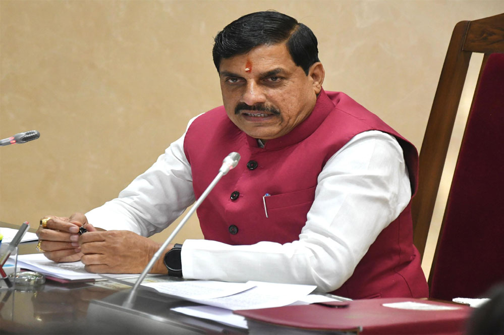 मुख्यमंत्री डॉ. यादव की नई सौगात: छोटे दुकानदारों के लिए अनावश्यक निरीक्षणों पर रोक