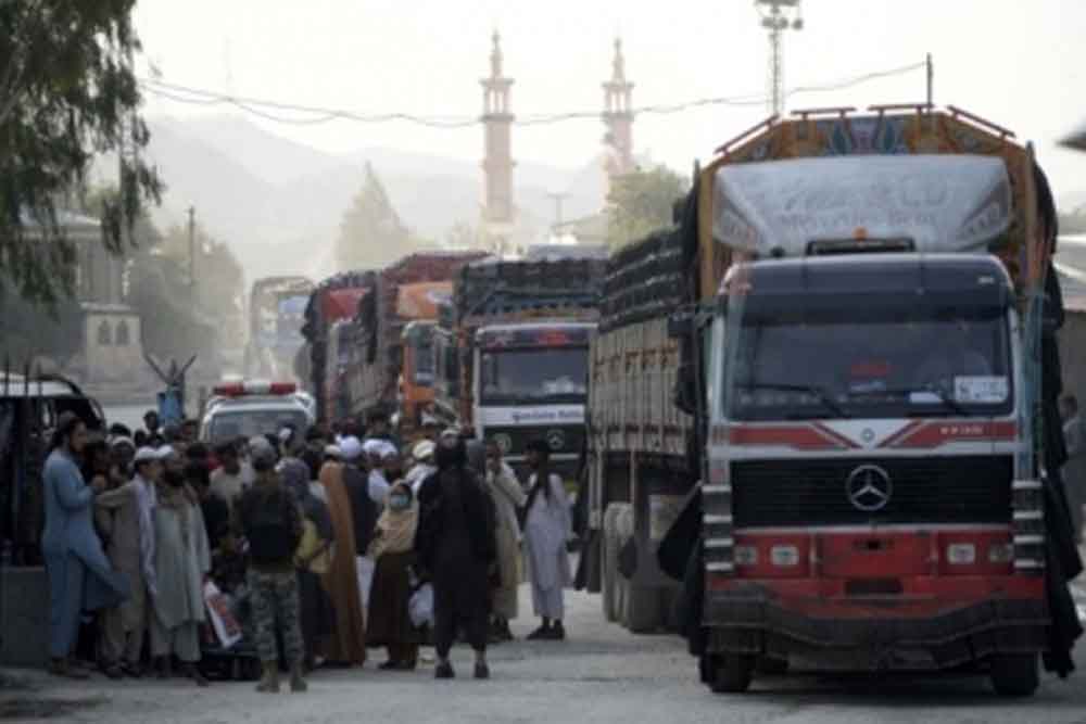 तोरखम सीमा बंद होने से नाराज़ लोग सड़कों पर, खैबर पख्तूनख्वा में विरोध