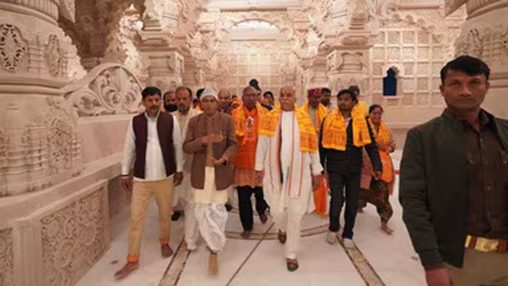 तोगड़िया का बड़ा बयान: शंकराचार्य–योगी विवाद पर बोले ‘परिवार में तकरार सामान्य’