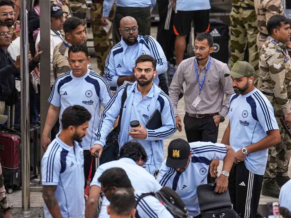 BCCI का सख्त फैसला! सेंट्रल कॉन्ट्रैक्ट से फिसल सकते हैं विराट-रोहित, नए नियमों का दिखेगा असर