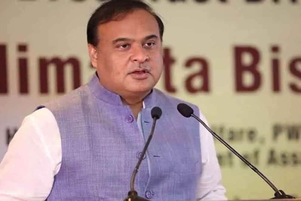 सीमा सुरक्षा सख्त: बांग्लादेश की स्थिति को लेकर असम के सीएम ने की समीक्षा बैठक