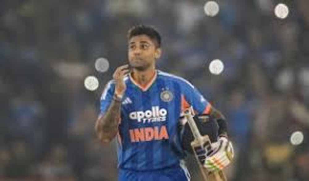 लक्ष्य का पीछा करते हुए सिक्स की बरसात: रोहित नंबर-1, SKY आगे, कोहली पीछे